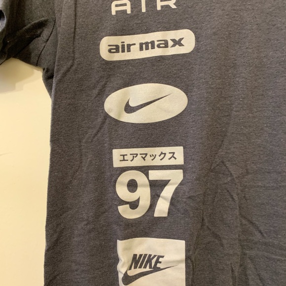 nike tshirt - Picture 2 of 4